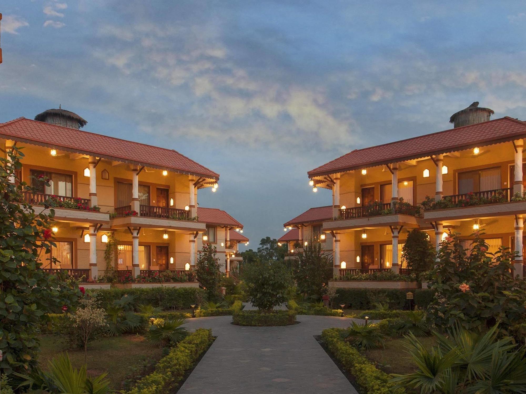 Green Park Chitwan Sauraha Luaran gambar